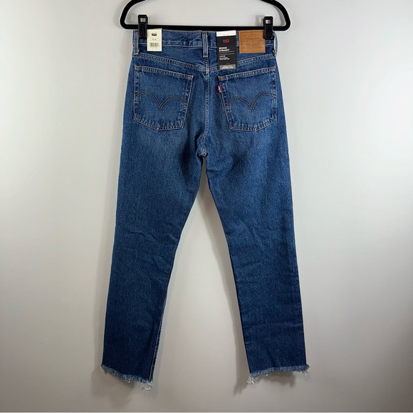 Levi’s Wedgie Straight Cropped Jeans in Carry Kerry Medium Wash Size 26 - Picture 8 of 12